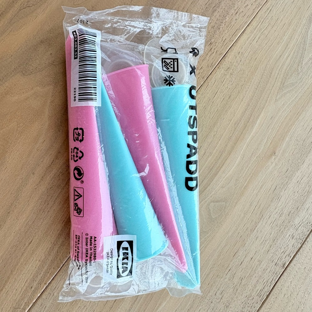 IKEA UTSPADD pink and blue silicone moulds NEW